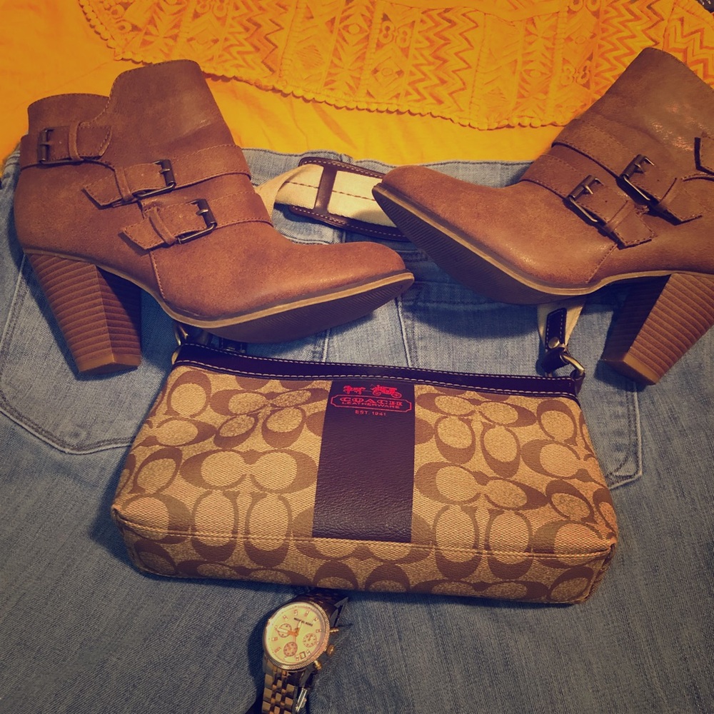 Boots 👢 Boots 👢 Boots 👢